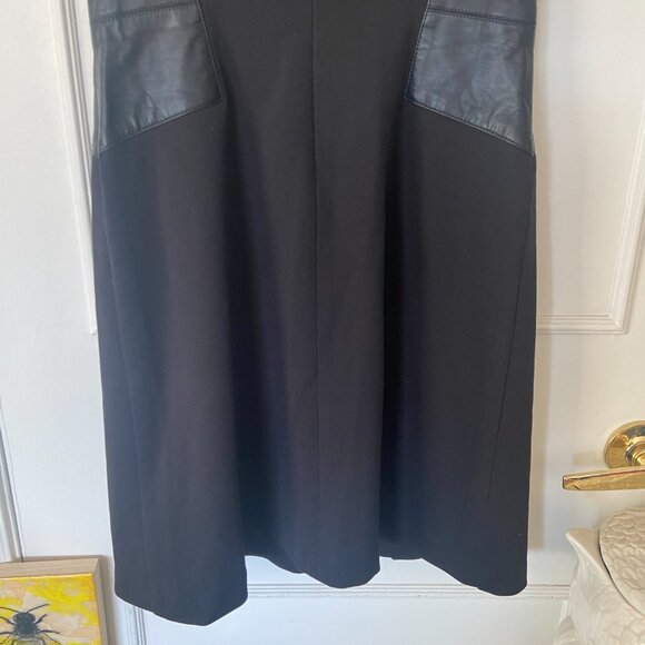 Lauren Ralph Lauren - Black Knee length dress with faux leather detail Size 6P - Picture 6 of 13
